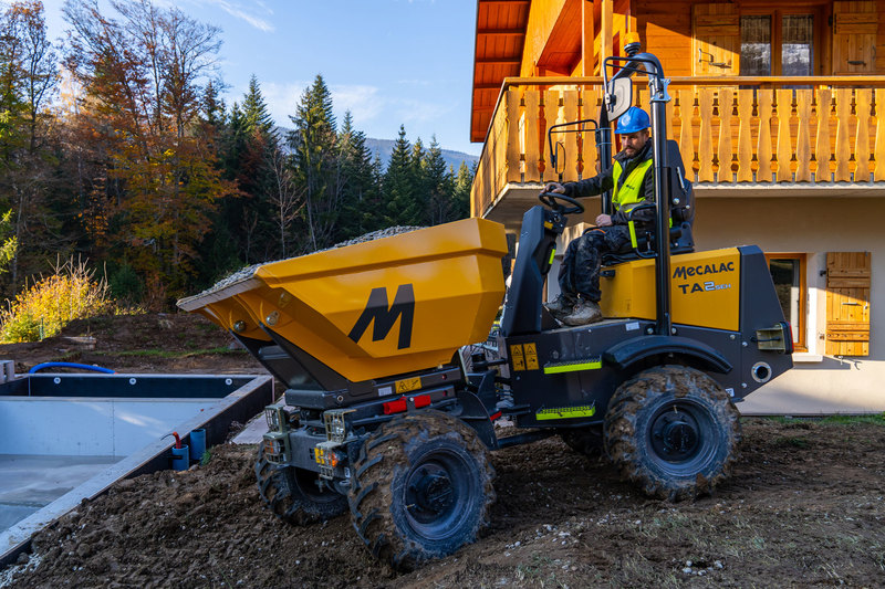 MECALAC-TA2S Sleator Plant 3