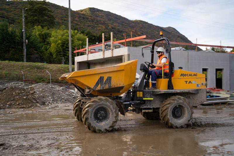 MECALAC-TA6 Sleator Plant 6