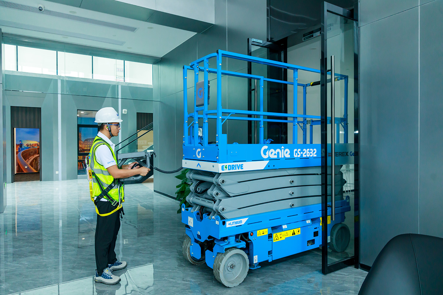 gs-2632-through-doorway_low4c75f09a-f9de-45b4-a987-f8360b251159