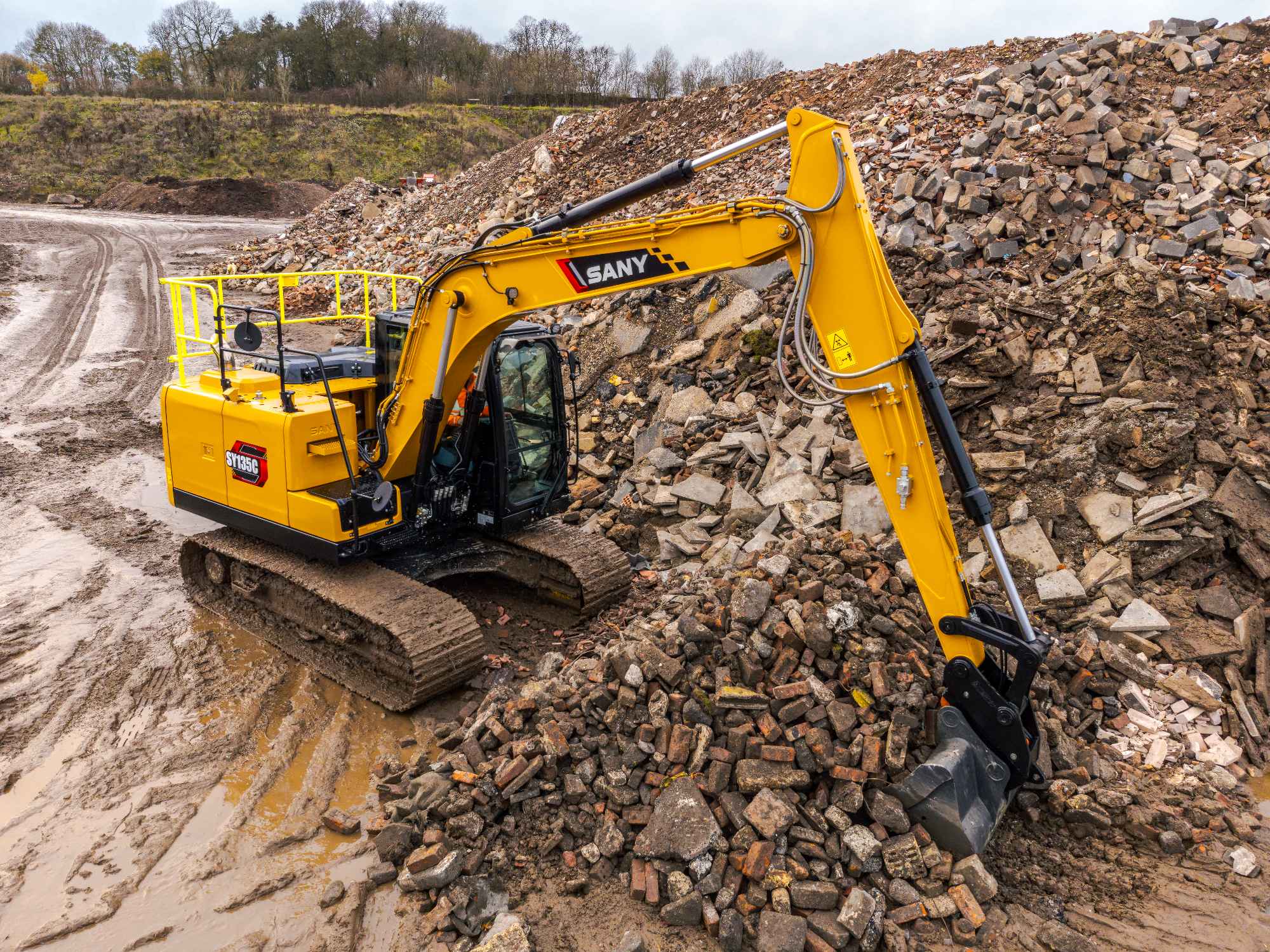 sany_sy135c_27_2025_300dpi