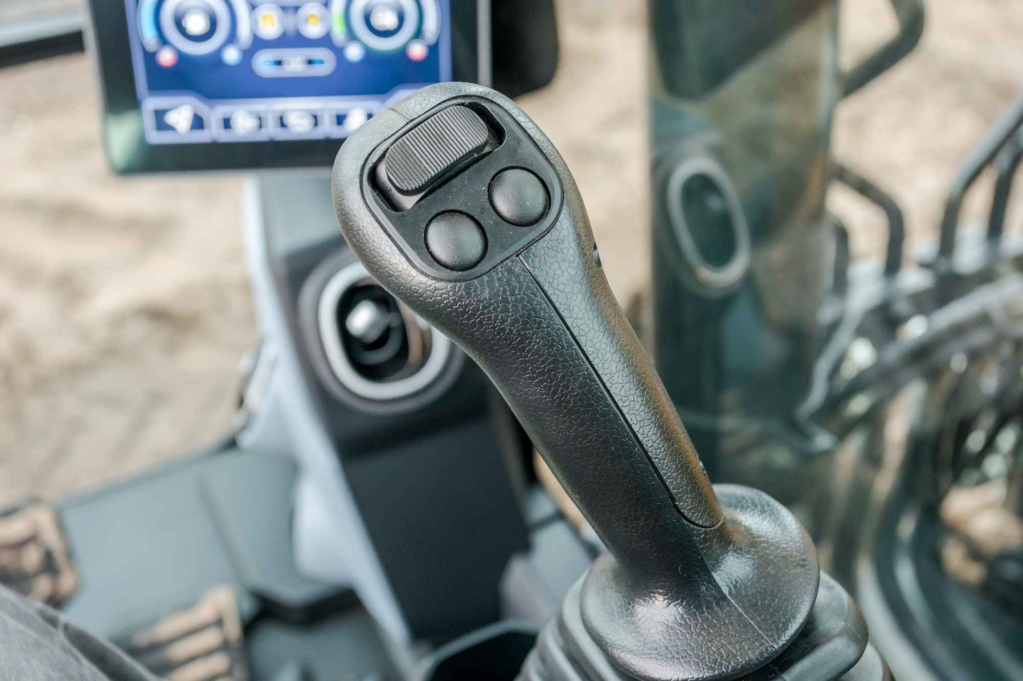 sany_sy135c_joytsickright_2025_300dpi