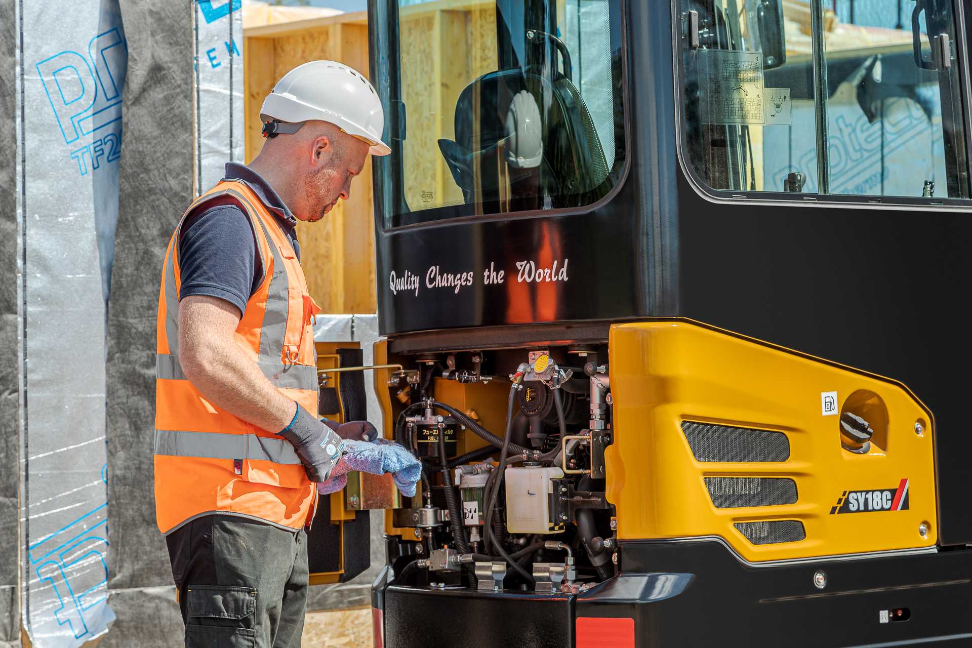 sany_sy18c_21_72dpi_2022