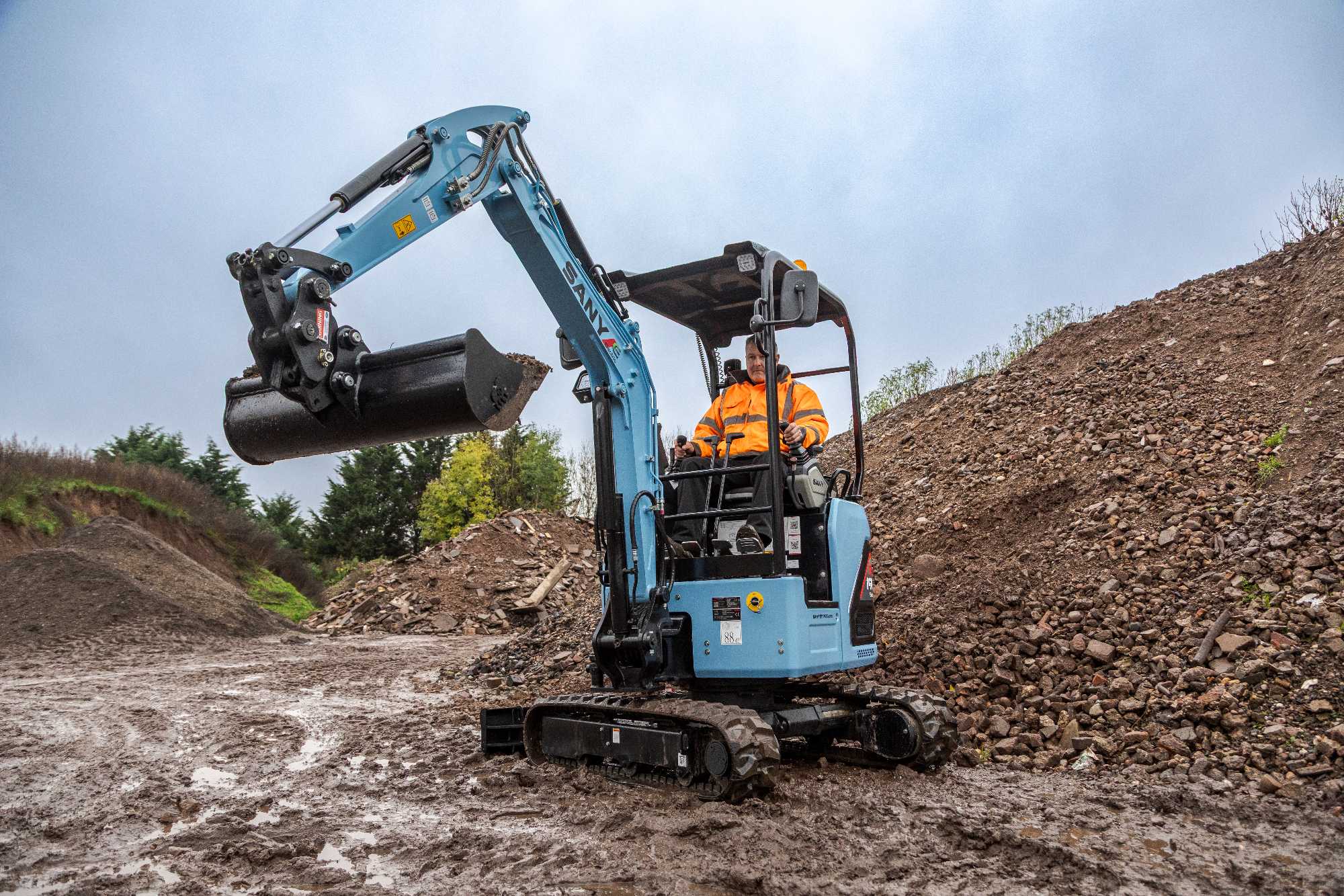 sany_sy19e_14_2025_300dpi