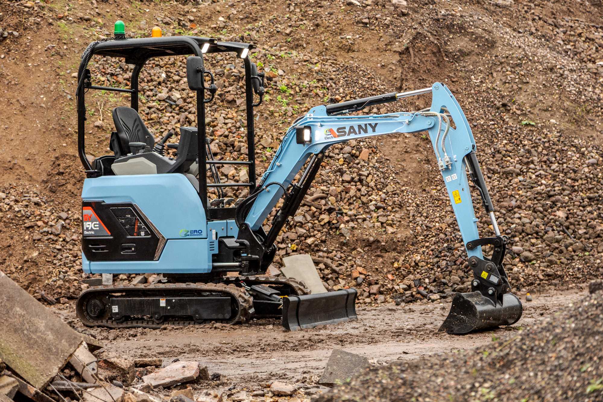 sany_sy19e_7_2025_300dpi