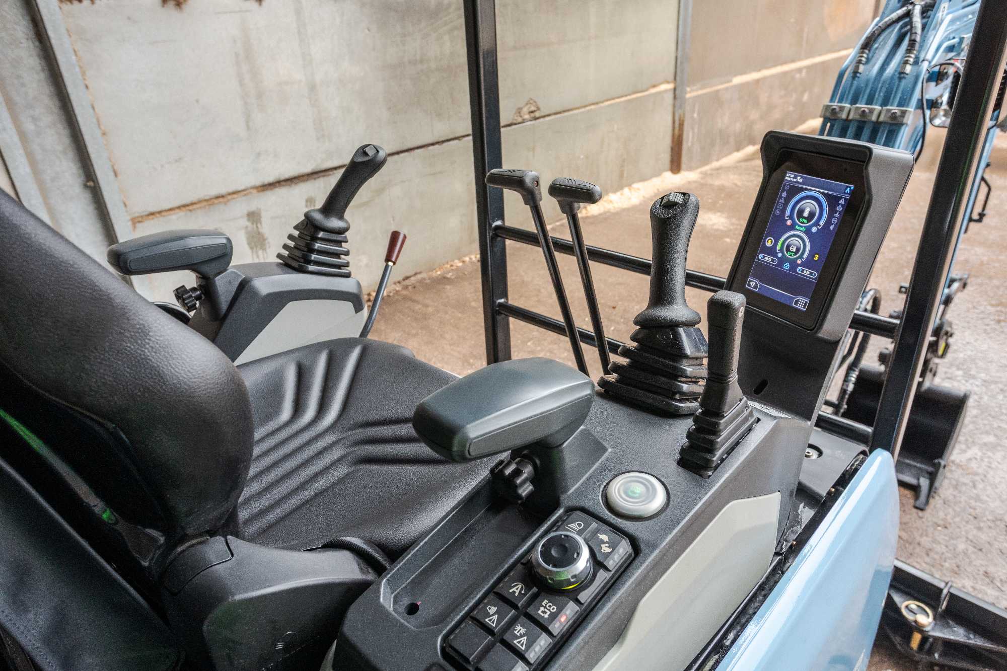 sany_sy19e_cab2_2025_300dpi