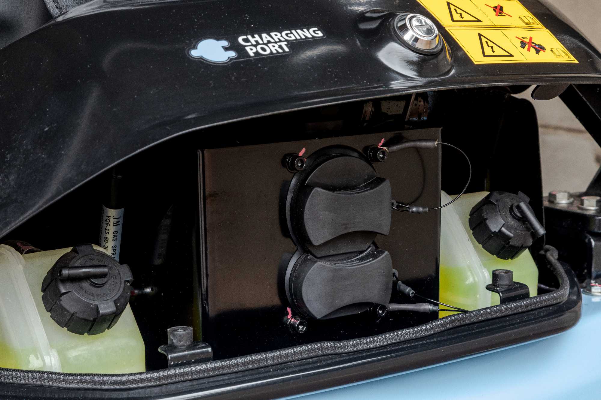 sany_sy19e_chargingcap_2025_300dpi