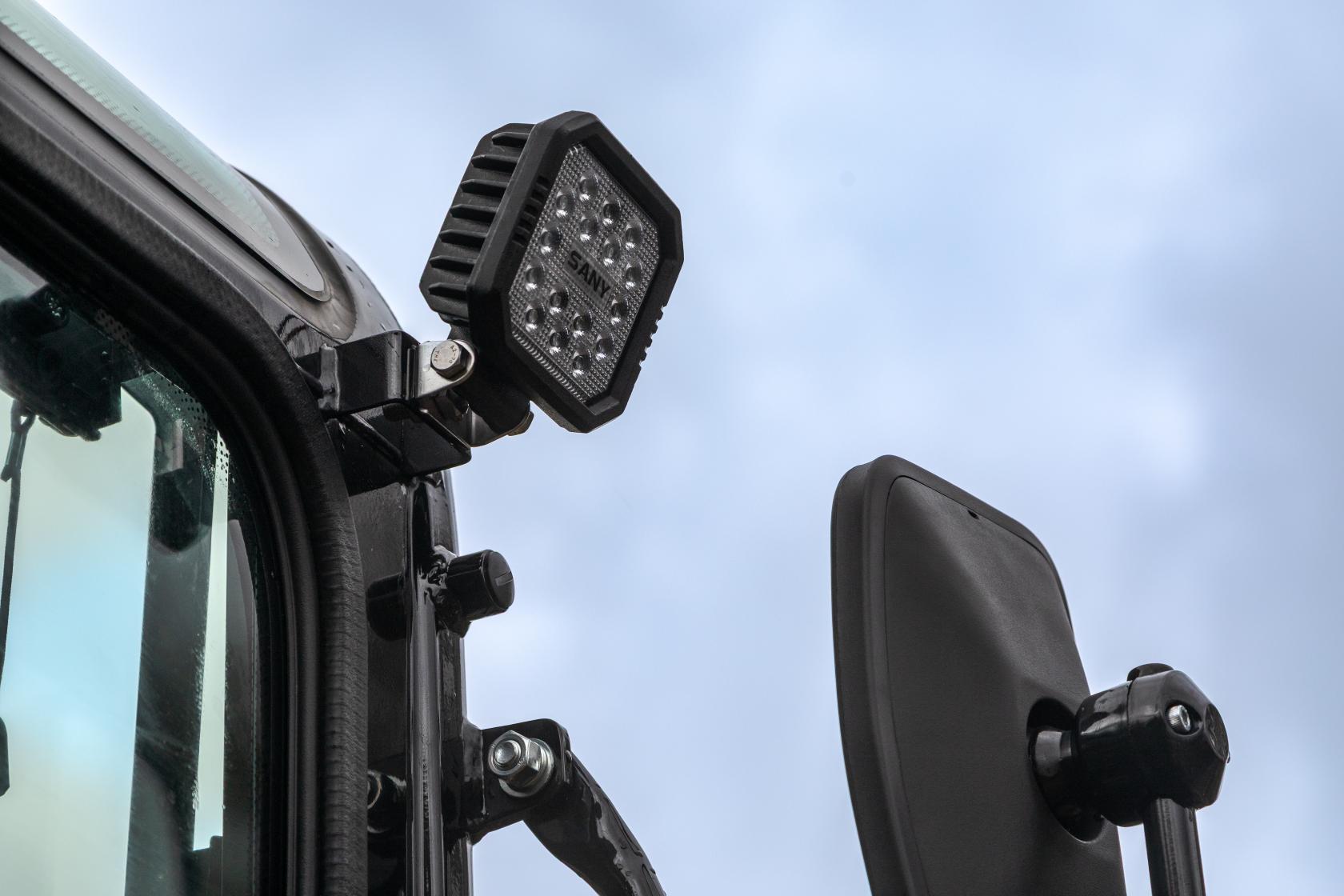 sany_sy20c_lightsoff_2025_300dpi