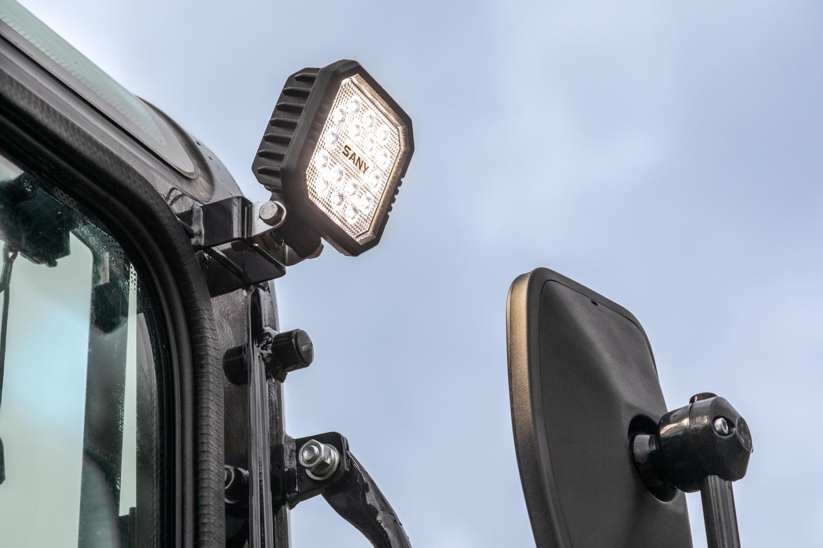 sany_sy20c_lightson_2025_300dpi