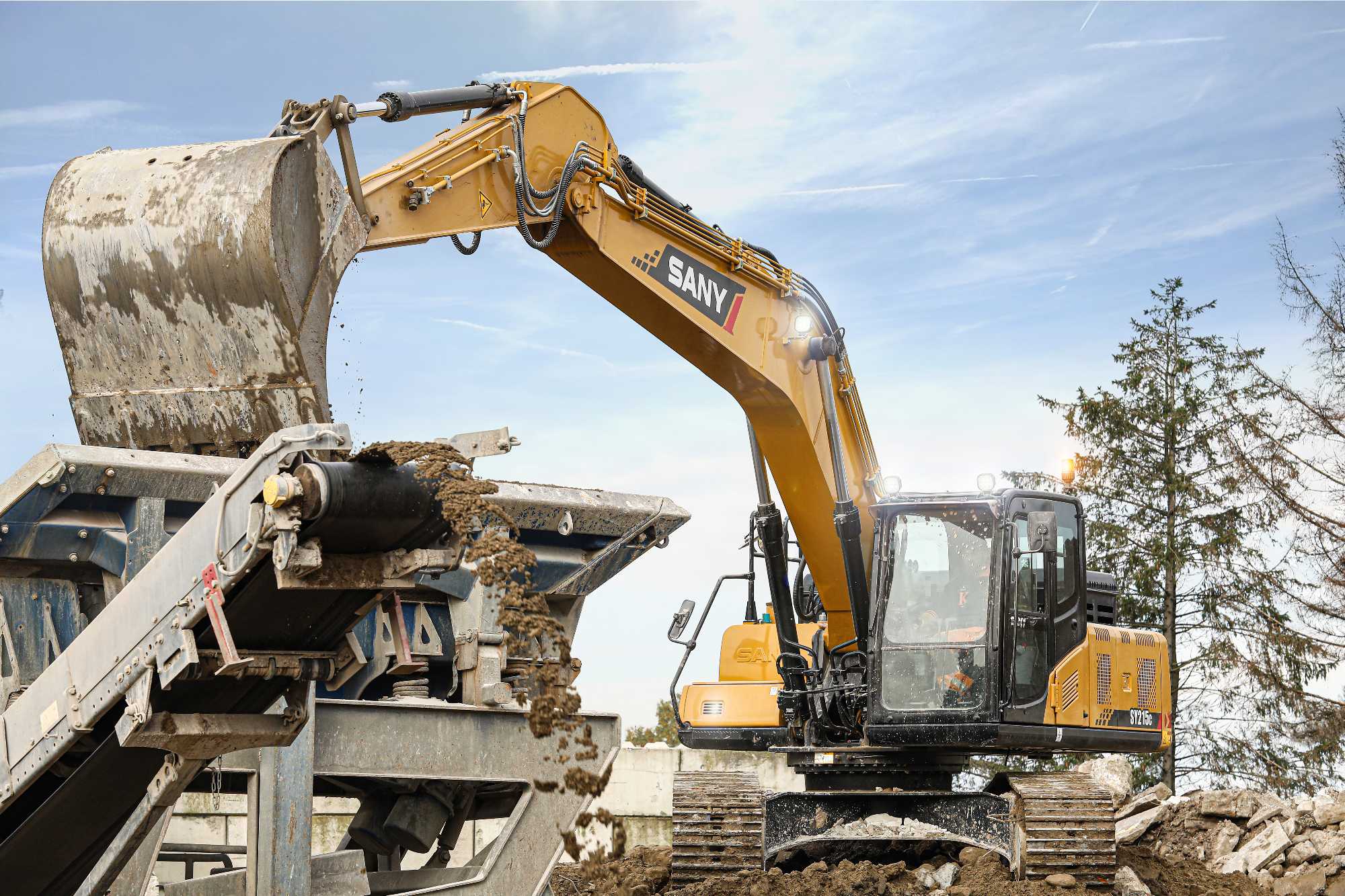 sany_sy215c_2
