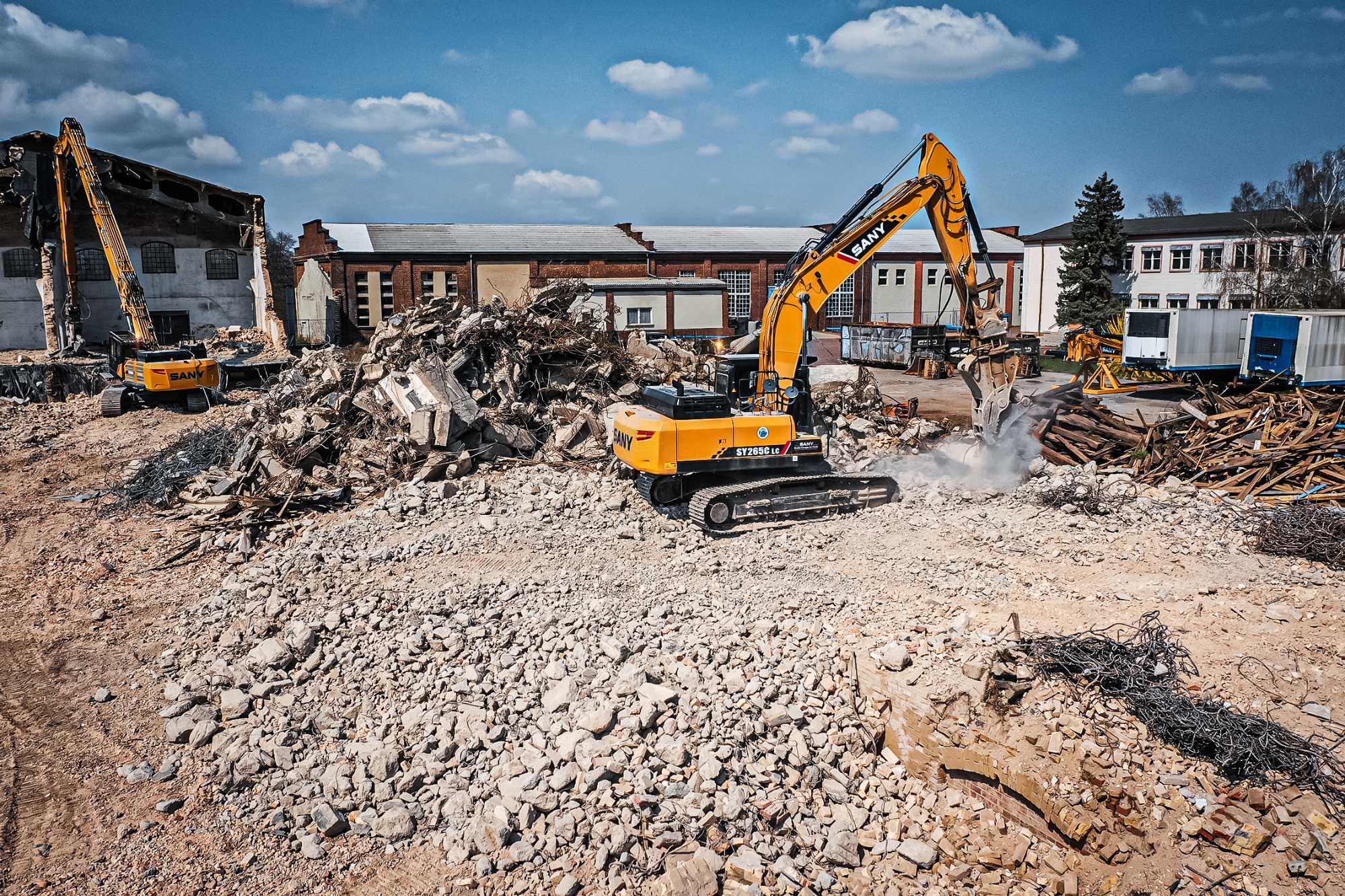 sany_sy265c_sy500hrd_72dpi